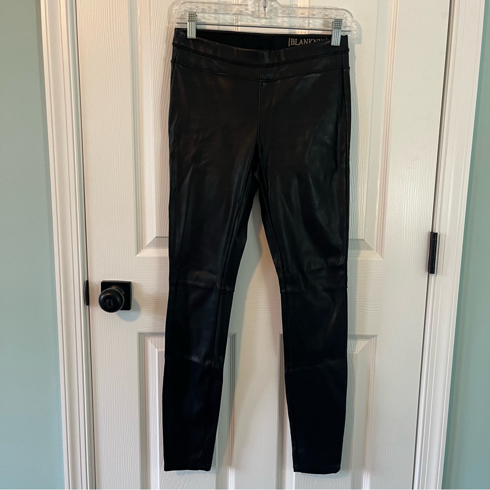 Blank NYC vegan leather pull on pants size 26 black
